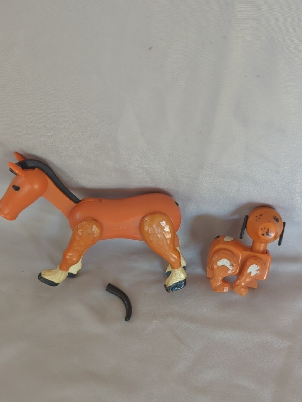 Vintage 1967 Fisher-Price Little People Family Farm Playset with Figures - Picture 9 of 13